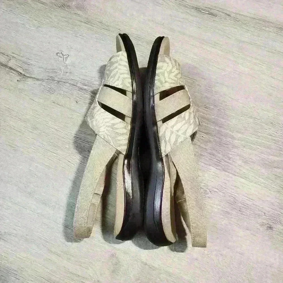 Grasshoppers Womens Open Toe Sling Back Sandals Semi Flatform Lightweight Comfy - Picture 12 of 16